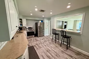 654 Peach St, Hammonton, NJ 08037 - Photo 8
