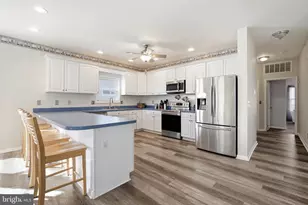 214 S Roosevelt Blvd, Brigantine, NJ 08203 - Photo 6