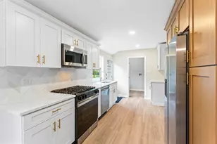 306 Wiltshire Dr, Williamstown, NJ 08094 - Photo 10