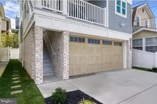 8 N Buffalo Ave, Ventnor City, NJ 08406 - Photo 2