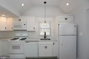 412 W Ocean Heights Ave, Linwood, NJ 08221 - Photo 2
