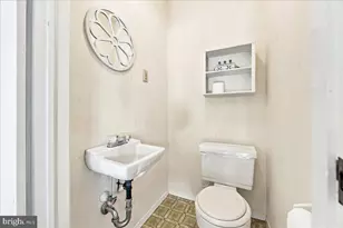 57 S Decatur Ave, Margate City, NJ 08402 - Photo 28