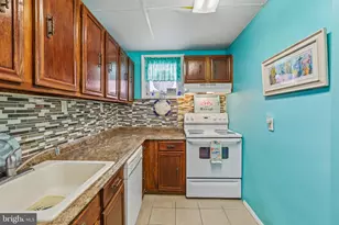 2 Montgomery Ave, Atlantic City, NJ 08401 - Photo 12