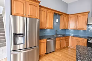 290 Myrtle N St, Hammonton, NJ 08037 - Photo 6