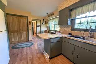 642 Forest Grove Rd, Vineland, NJ 08360 - Photo 10