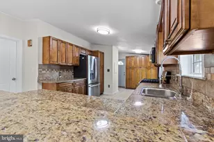210 Carver Ave, Egg Harbor Township, NJ 08234 - Photo 8