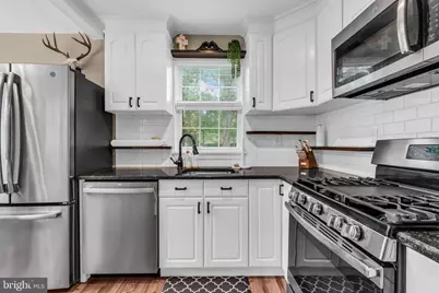 305 E Ridgewood Avenue, Absecon, NJ 08205 - Photo 20