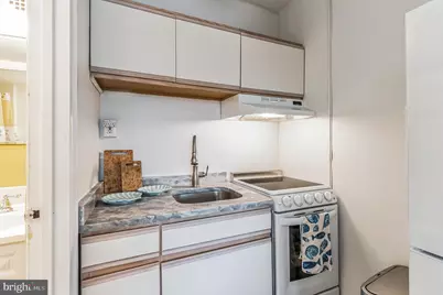 108 S Montpelier Avenue #222, Atlantic City, NJ 08401 - Photo 2