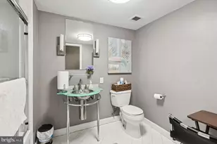 526 Pacific Ave, Atlantic City, NJ 08401 - Photo 18