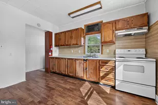 1022 Black Horse Pike, Hammonton, NJ 08037 - Photo 2