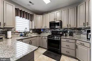 30 W Delray Ln W, Absecon, NJ 08201 - Photo 14