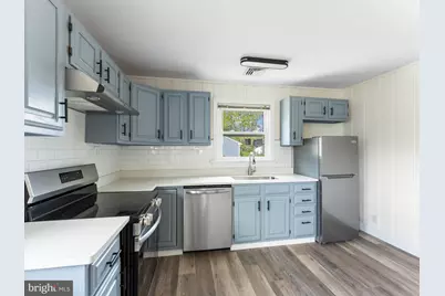 102 Wisteria Street, Egg Harbor Township, NJ 08234 - Photo 12