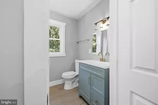 6917 Market St, Mays Landing, NJ 08330 - Photo 16