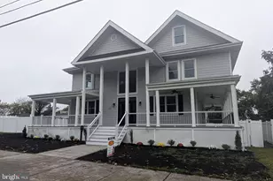 123 Cedar Ave E, Somers Point, NJ 08244 - Photo 1