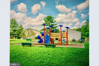 100 Fox Meadow Drive, Maple Shade, NJ 08052 - Photo 12