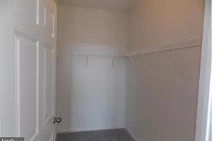 40 Foulkes Ln, Crosswicks, NJ 08515 - Photo 6