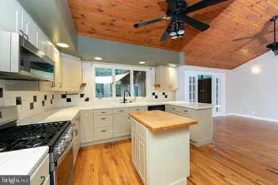 18 Tomahawk Ct, Medford, NJ 08055 - Photo 24