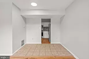 341 Clarkson St, Burlington, NJ 08016 - Photo 6