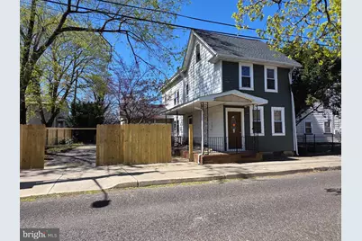 300 York Street, Burlington, NJ 08016 - Photo 2