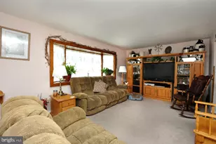 400 S Arthur Dr, Edgewater Park, NJ 08010 - Photo 6