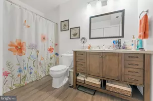 275 Green St, Edgewater Park, NJ 08010 - Photo 8