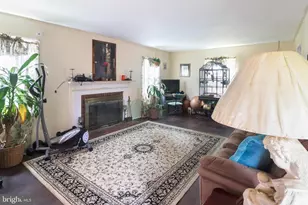 101 Tiffany Ln, Willingboro, NJ 08046 - Photo 4