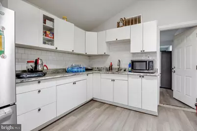 301 Broad Street, Beverly, NJ 08010 - Photo 22
