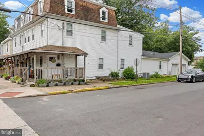 301 Broad Street, Beverly, NJ 08010 - Photo 2
