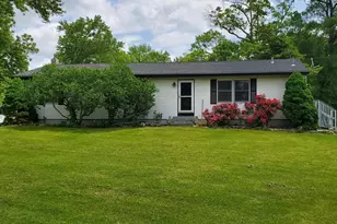 2328 Monmouth Rd, Jobstown, NJ 08041 - Photo 2