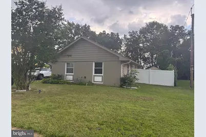 126 Millbrook Drive, Willingboro, NJ 08046 - Photo 2