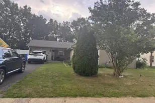 126 Millbrook Dr, Willingboro, NJ 08046 - Photo 1
