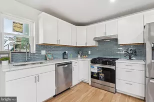 124 Cooper St, Beverly, NJ 08010 - Photo 10