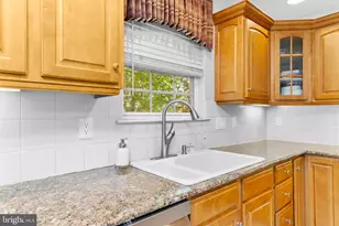 40 Palmer Dr, Moorestown, NJ 08057 - Photo 12
