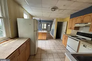719 Burlington Ave, Delanco, NJ 08075 - Photo 2