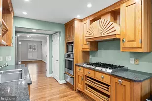 129 Plum St, Moorestown, NJ 08057 - Photo 20