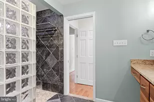 129 Plum St, Moorestown, NJ 08057 - Photo 36