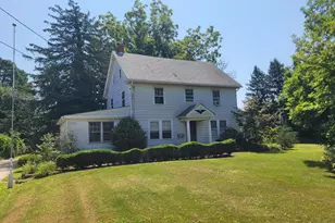 61 S Maple Ave, Marlton, NJ 08053 - Photo 1