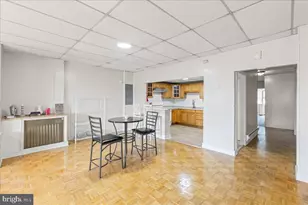 245 Warren St, Beverly, NJ 08010 - Photo 2