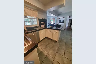 40 Crestview Drive, Willingboro, NJ 08046 - Photo 4