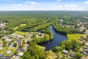 37 Huntington Dr, Southampton, NJ 08088 - Photo 18