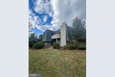 25 S Church Road, Maple Shade, NJ 08052 - Photo 2