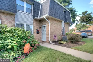 3059 Harbour Dr, Palmyra, NJ 08065 - Photo 4