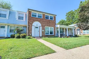 9 Ridgewood Pl, Willingboro, NJ 08046 - Photo 2