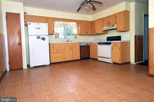 11 Wellington Pl, Burlington, NJ 08016 - Photo 10