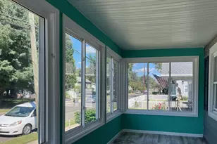 719 Hickory St, Delanco, NJ 08075 - Photo 2