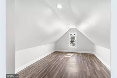 623 W 3rd Street W, Florence, NJ 08518 - Photo 30