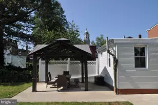 318 E Union St, Burlington, NJ 08016 - Photo 36