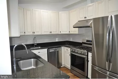 318 E Union Street, Burlington, NJ 08016 - Photo 4