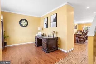 323 Pigott Dr, Florence, NJ 08518 - Photo 4