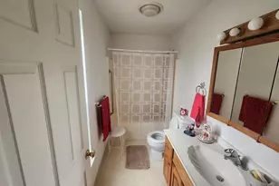22 Theodore Ave, Maple Shade, NJ 08052 - Photo 4